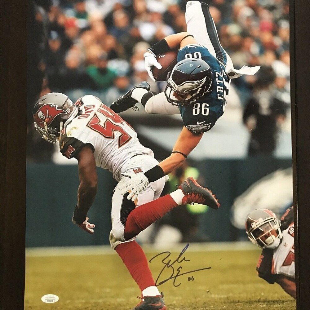 Zach Ertz Philadelphia Eagles Autograph Signed 16x20 Photo JSA